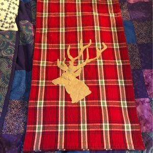 Burlap and Plaid Deer Head Holiday Runner